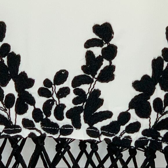 NWT Gold Label Wow Couture White Fringe Dress - Picture 10 of 12